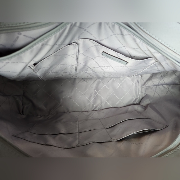 Michael Kors Jet Set Tote Light Gray New with tags! - Picture 12 of 13